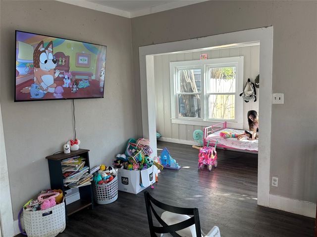 1203 E Jones Street, Sherman, TX 75090