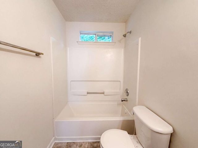 2690 Lolli Court, Ellenwood, GA 30294