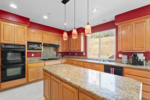 24534 Rutherford Rd, Ramona, CA 92065