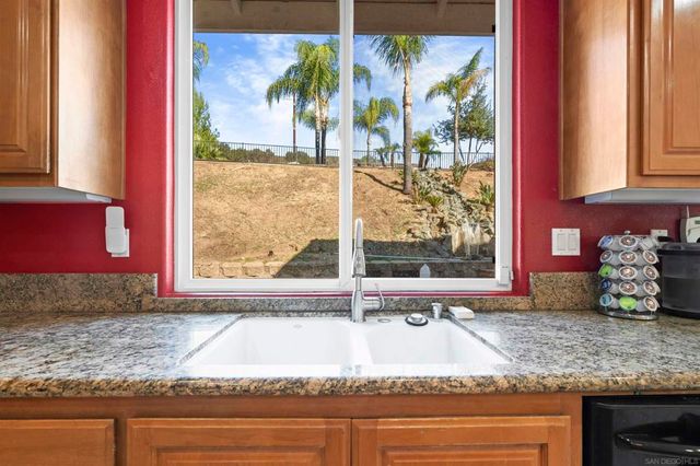 24534 Rutherford Rd, Ramona, CA 92065