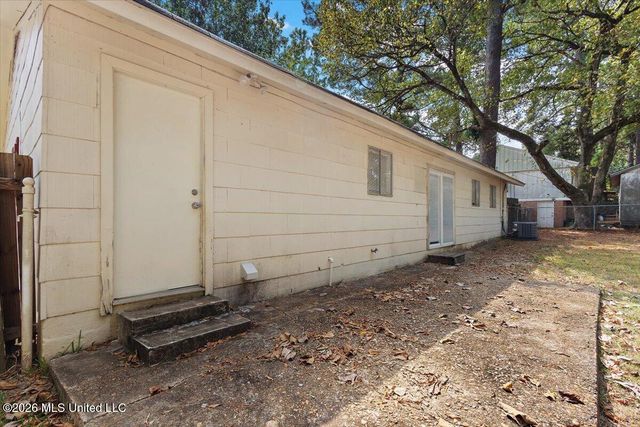 145 W Lisa Drive, Pearl, MS 39208