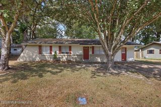 145 W Lisa Drive, Pearl, MS 39208