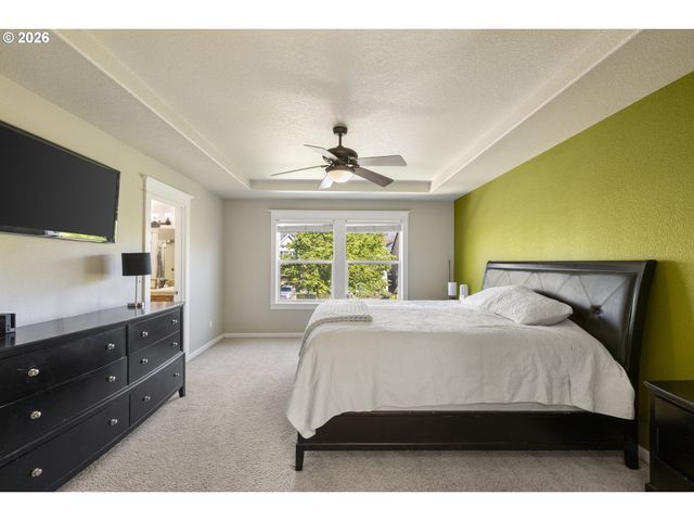 328 N OAK LEAF St, Newberg, OR 97132