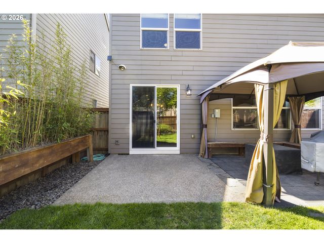 328 N OAK LEAF St, Newberg, OR 97132