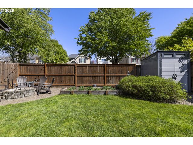 328 N OAK LEAF St, Newberg, OR 97132