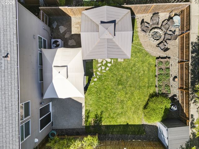 328 N OAK LEAF St, Newberg, OR 97132
