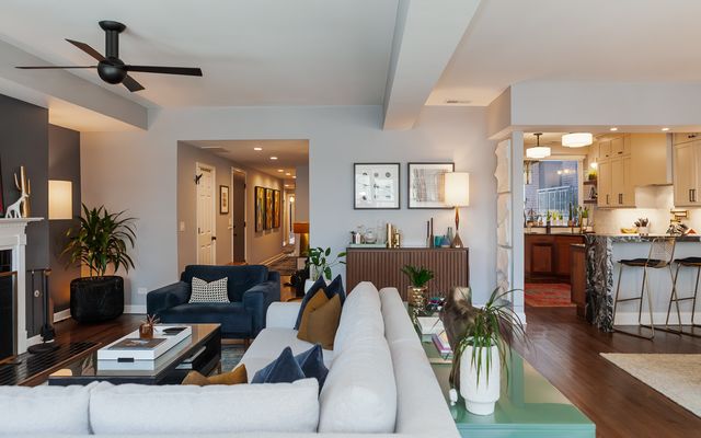 5047 N Sheridan Road 2S, Chicago, IL 60640