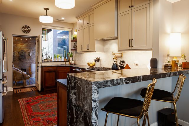 5047 N Sheridan Road 2S, Chicago, IL 60640