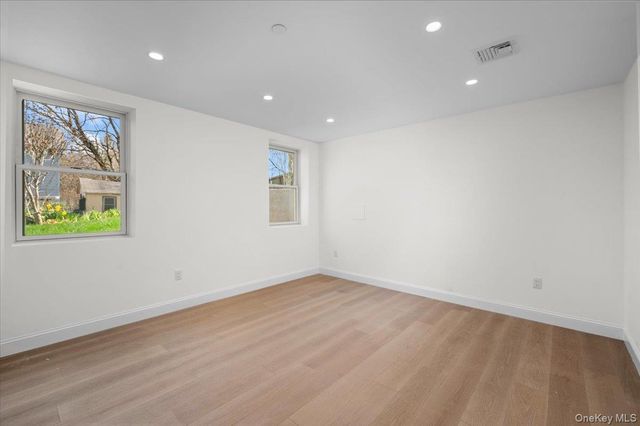 209 Prospect Avenue, White Plains, NY 10607