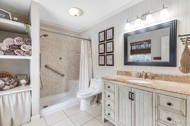 9 Nottingham Court, Lake Sherwood, MO 63357