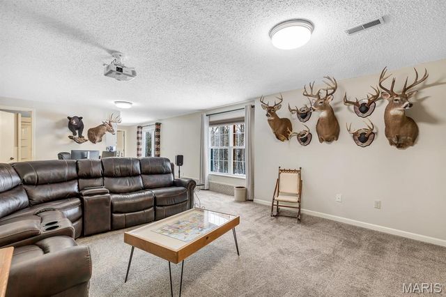 9 Nottingham Court, Lake Sherwood, MO 63357