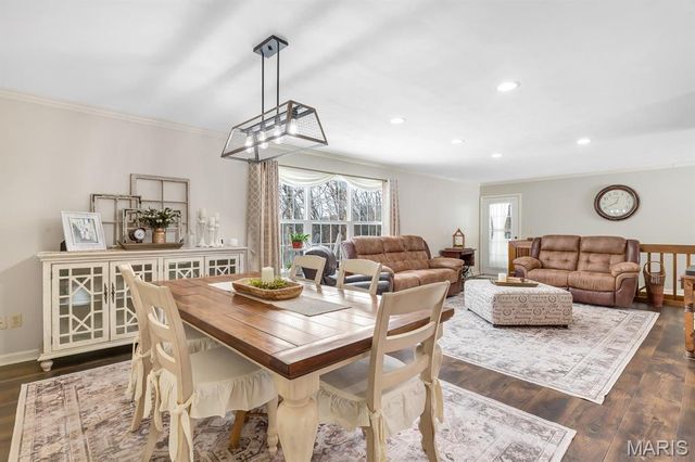 9 Nottingham Court, Lake Sherwood, MO 63357