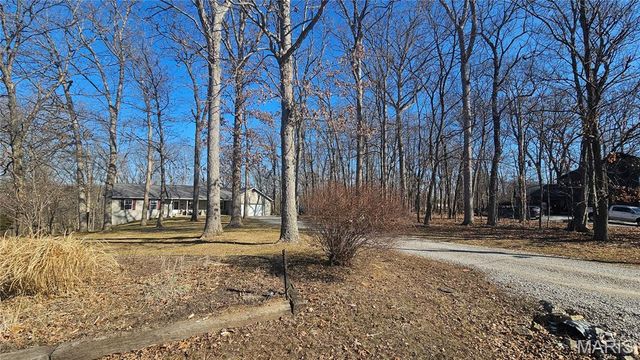 9 Nottingham Court, Lake Sherwood, MO 63357