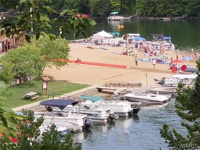 9 Nottingham Court, Lake Sherwood, MO 63357