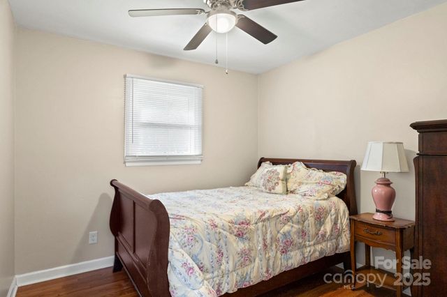 308 Forest Park Road, Matthews, NC 28104