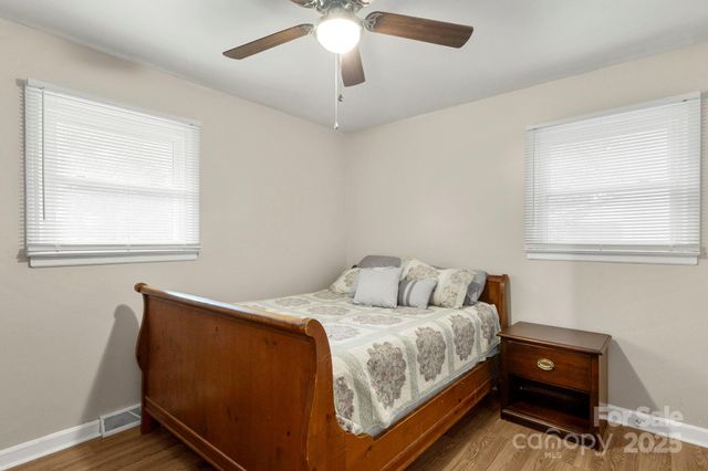 308 Forest Park Road, Matthews, NC 28104