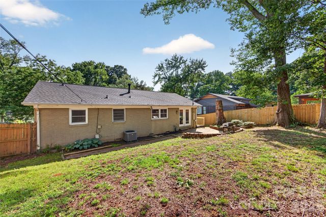 609 Kenlough Drive, Charlotte, NC 28209