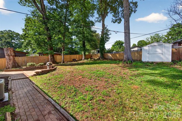 609 Kenlough Drive, Charlotte, NC 28209