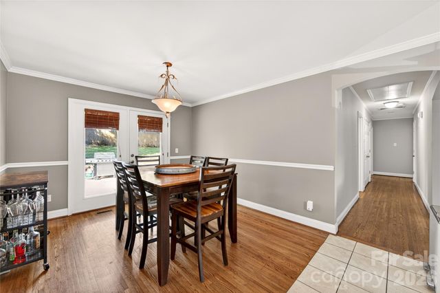 609 Kenlough Drive, Charlotte, NC 28209