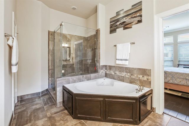 8914 Vineyard Valley Court, Tomball, TX 77375