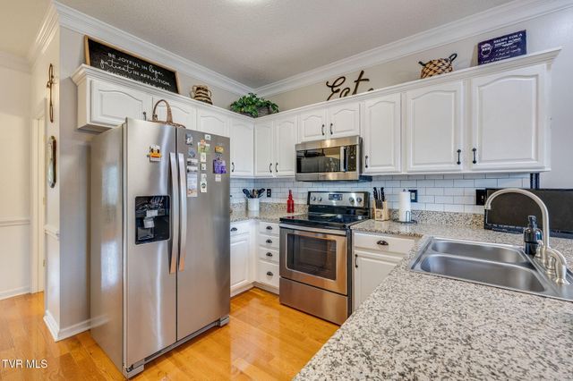 146 East Ravine Road -, Kingsport, TN 37660