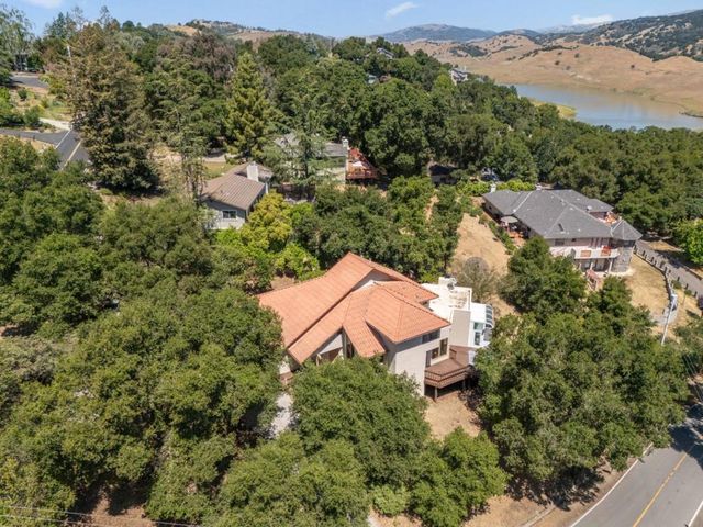 17710 Holiday Drive, Morgan Hill, CA 95037