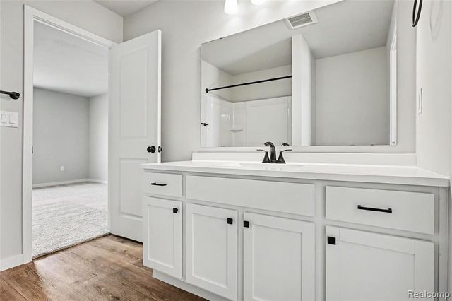 1210 Lockes Street, Howell, MI 48843