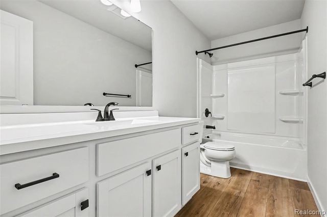 1210 Lockes Street, Howell, MI 48843