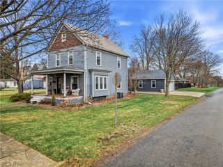 255 Walnut Street, Leetonia, OH 44431