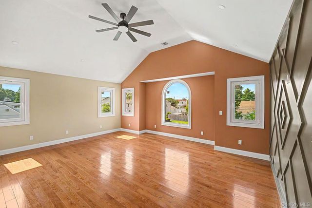 16 Violet Avenue, Hicksville, NY 11801