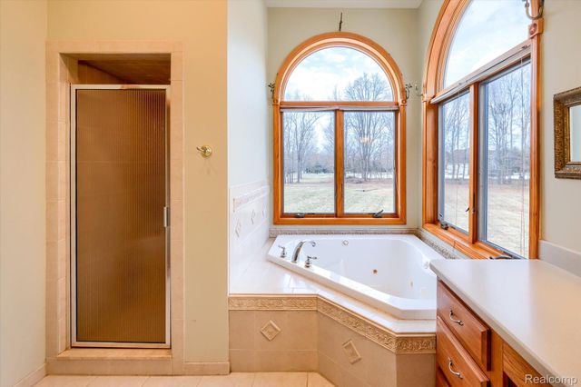 845 Oak Tree Lane, Lapeer Township, MI 48446