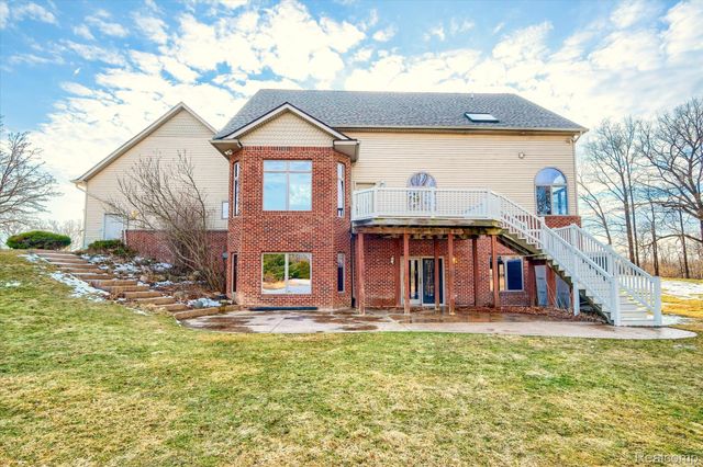 845 Oak Tree Lane, Lapeer Township, MI 48446