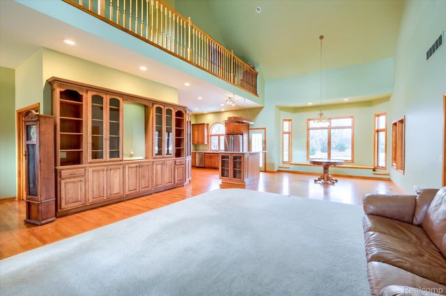 845 Oak Tree Lane, Lapeer Township, MI 48446