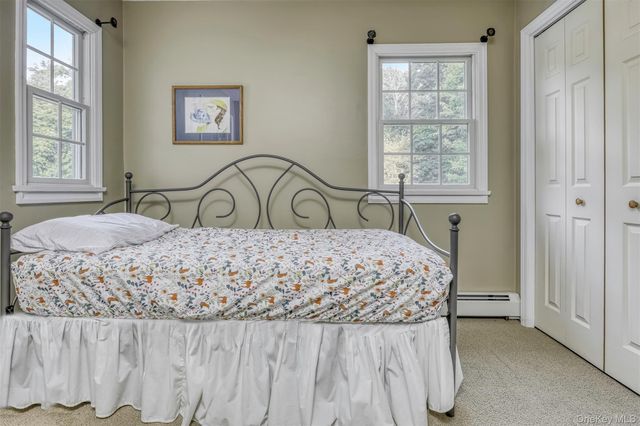 12 Canterbury Lane, Suffern, NY 10901