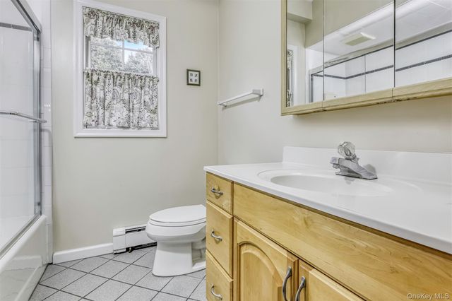 12 Canterbury Lane, Suffern, NY 10901