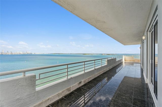 1402 Brickell Bay Dr 1601, Miami, FL 33131
