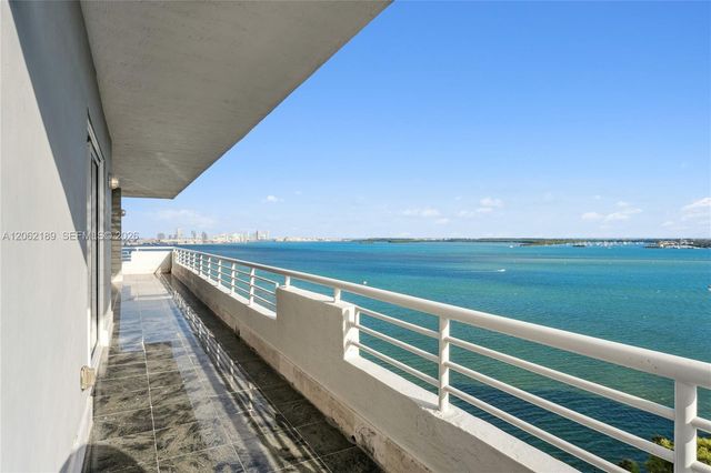 1402 Brickell Bay Dr 1601, Miami, FL 33131