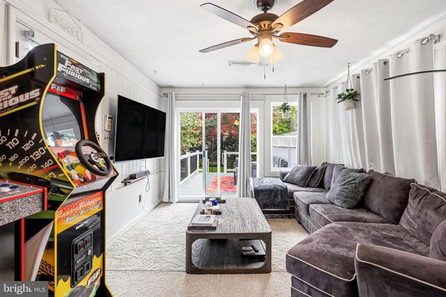 256 HAWTHORNE AVE, Haddonfield, NJ 08033