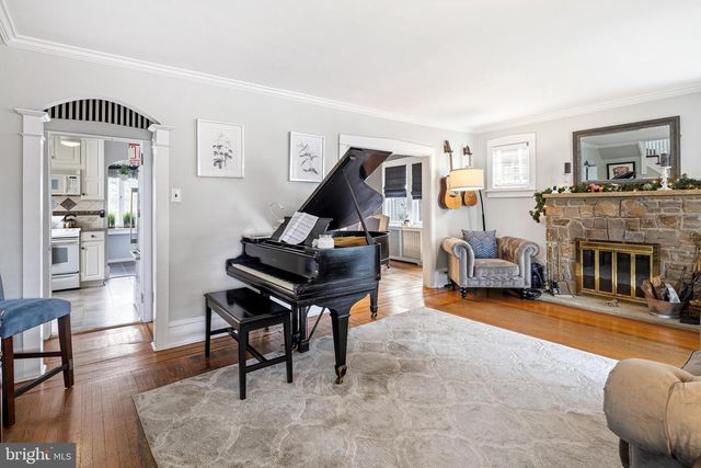 256 HAWTHORNE AVE, Haddonfield, NJ 08033