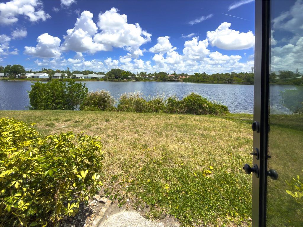 220 LAKEWOOD DRIVE 220, BRADENTON, FL 34210 — photo 2