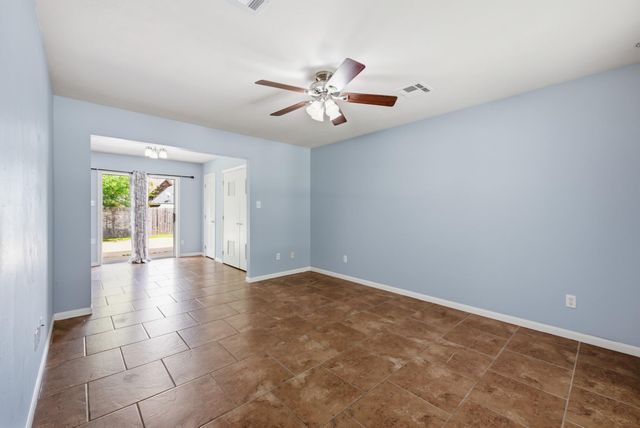 2415 Pintail Loop, College Station, TX 77845