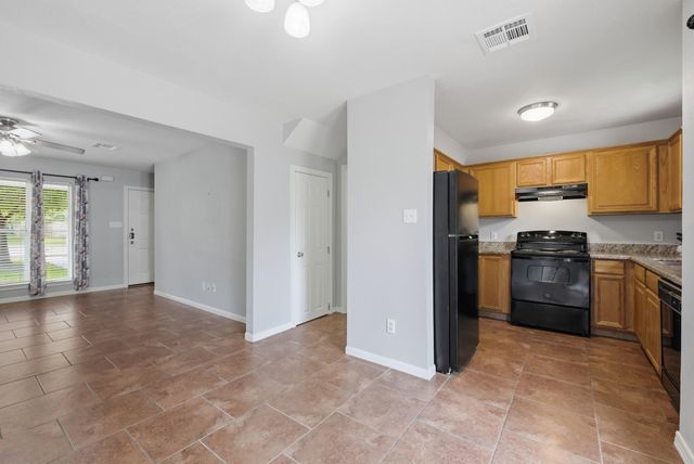 2415 Pintail Loop, College Station, TX 77845