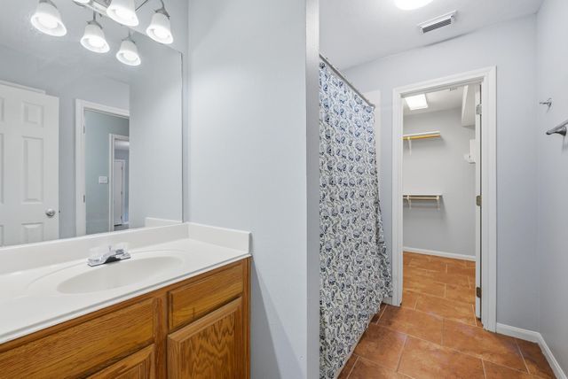 2415 Pintail Loop, College Station, TX 77845