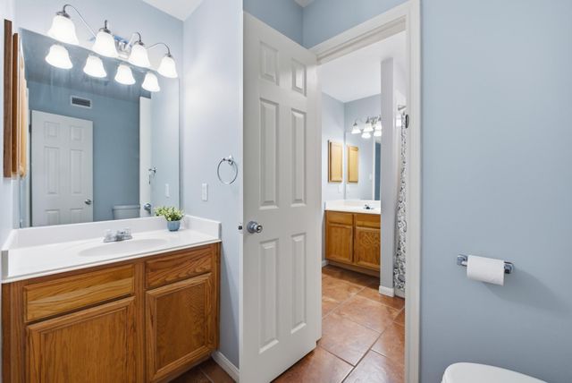 2415 Pintail Loop, College Station, TX 77845