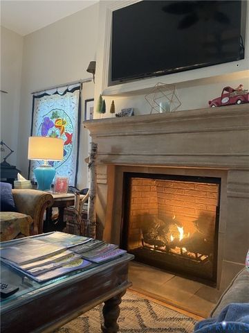 450 Newtown Rd, White Stone, VA 22578