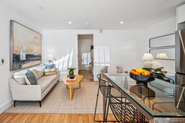 376 Union Street A, San Francisco, CA 94133