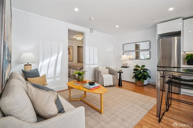 376 Union Street A, San Francisco, CA 94133