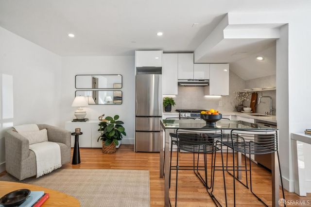 376 Union Street A, San Francisco, CA 94133