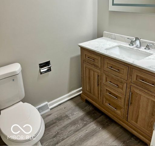 701 S Sycamore Road, Seymour, IN 47274