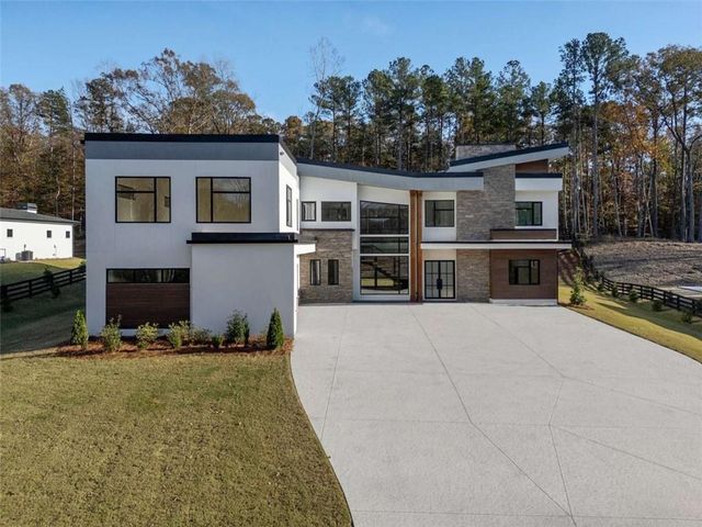 1678 Thomas Drive, Hoschton, GA 30548